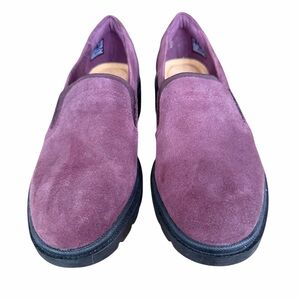 Clarks Burgandy Calla Rae Suede Loafers size 9